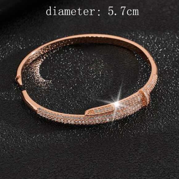 "Carlton" Cuff ✨ ROSE gold plated bling nailhead cuff luxe bracelet - Picture 4 of 5
